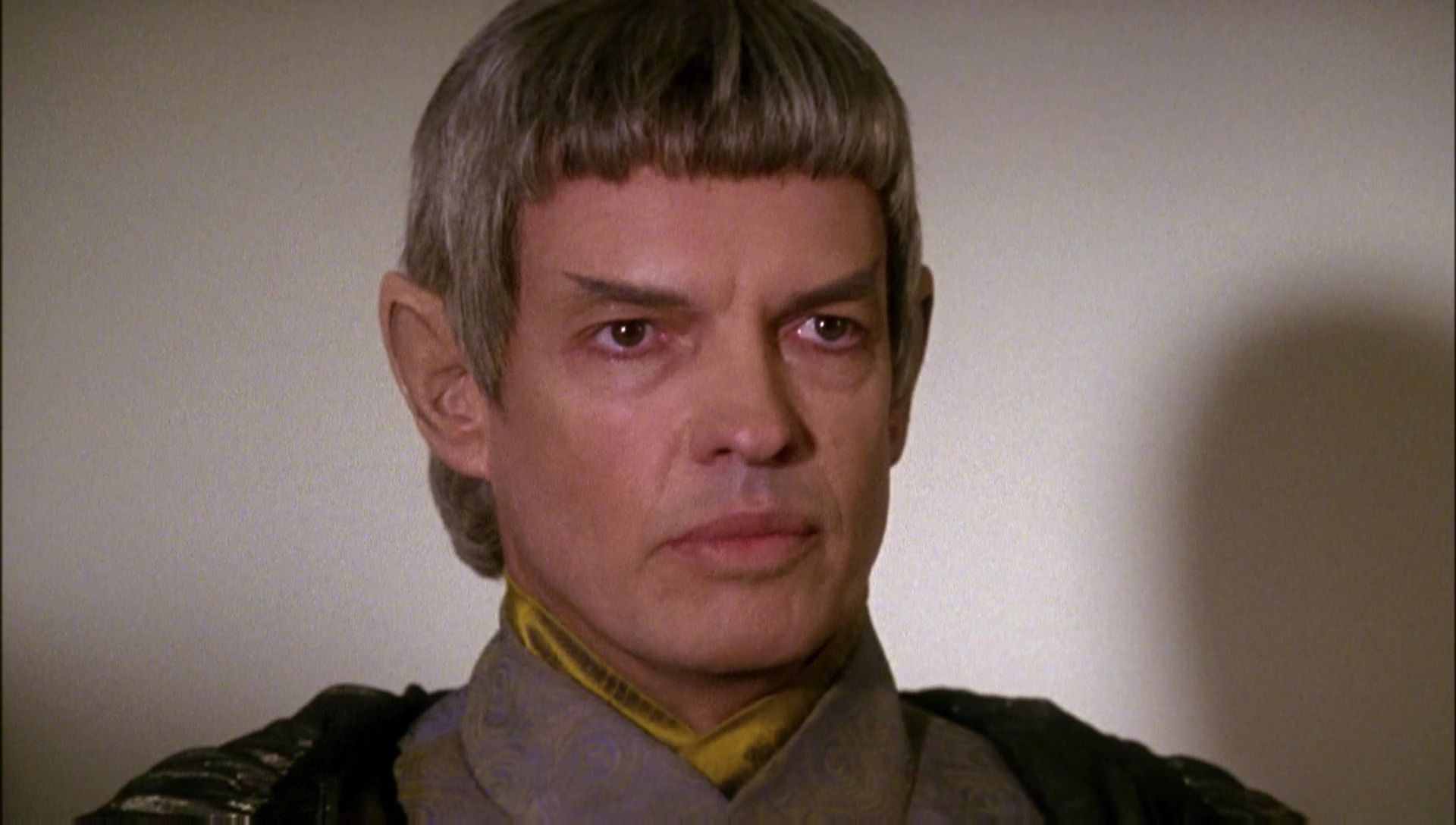 ariane179254_Enterprise_1x01-1x02_BrokenBow_0667.jpg