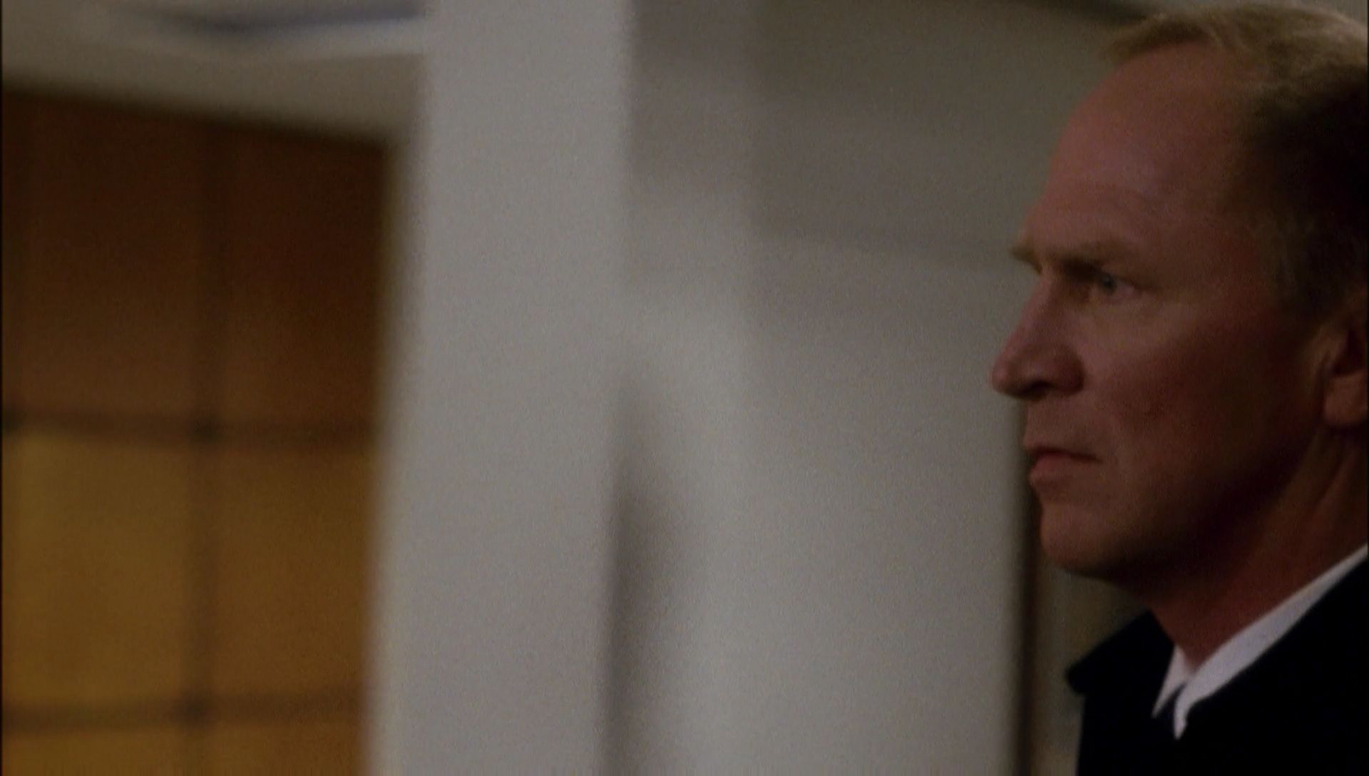 ariane179254_Enterprise_1x01-1x02_BrokenBow_0674.jpg