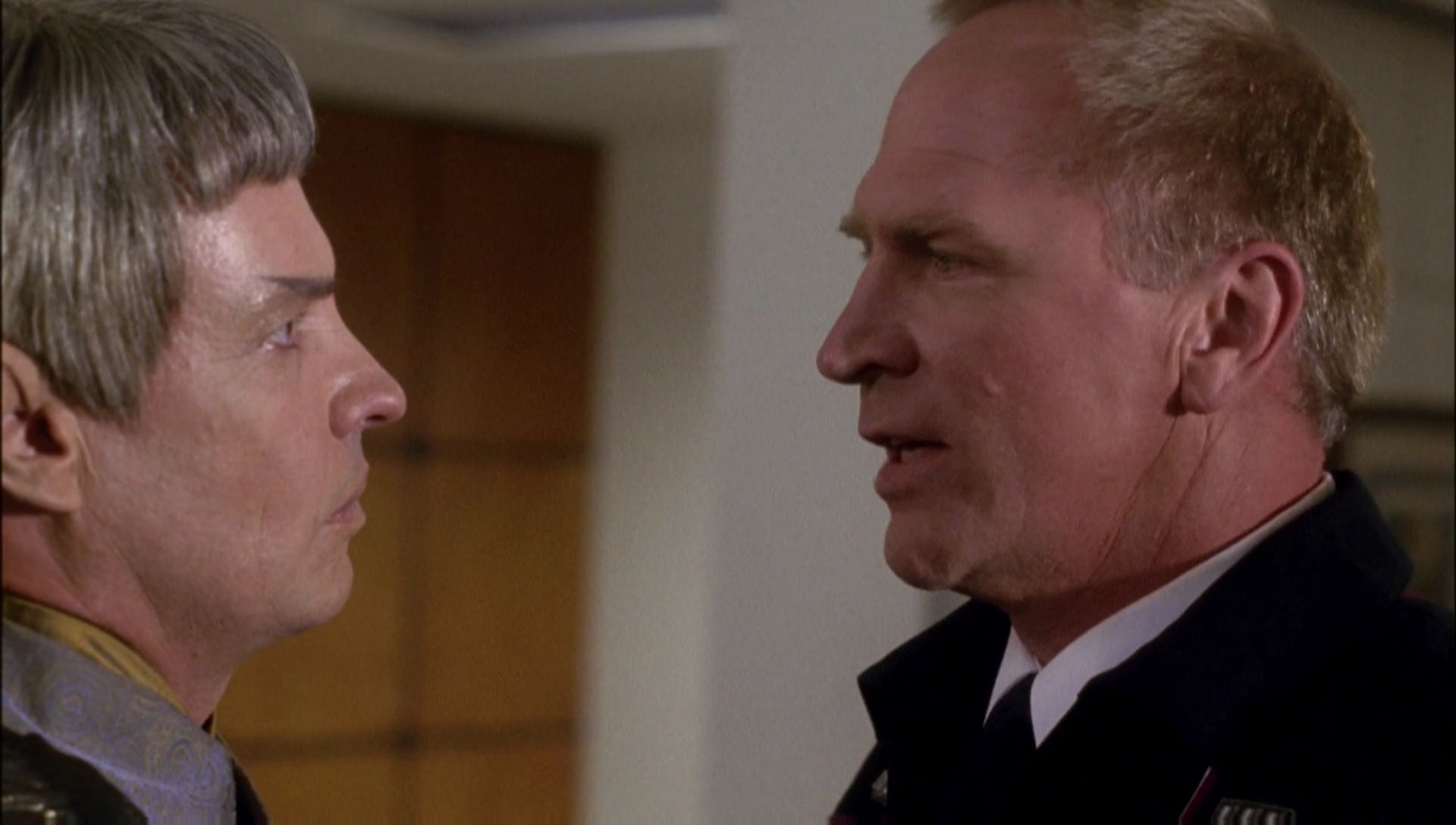 ariane179254_Enterprise_1x01-1x02_BrokenBow_0678.jpg