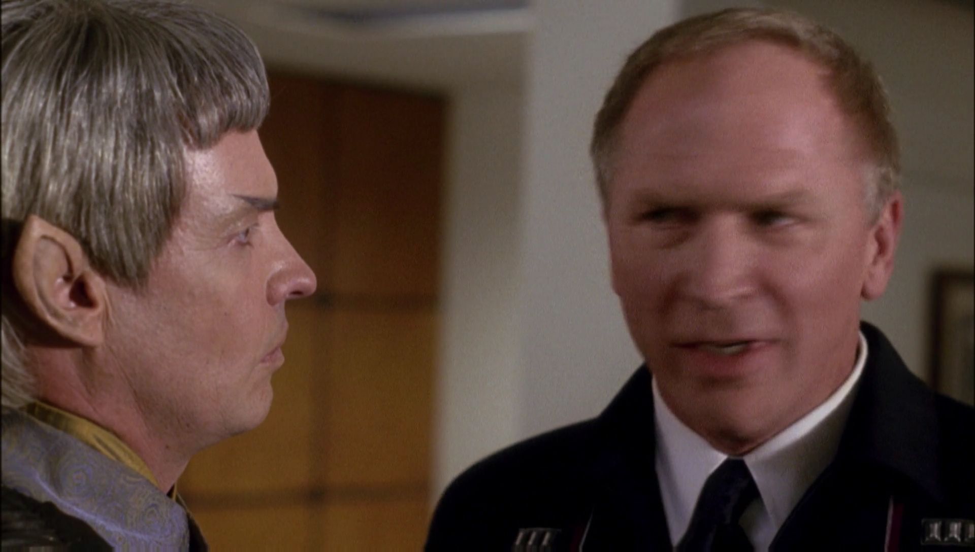 ariane179254_Enterprise_1x01-1x02_BrokenBow_0684.jpg