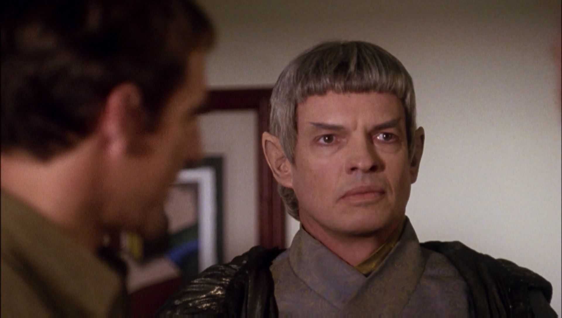 ariane179254_Enterprise_1x01-1x02_BrokenBow_0690.jpg