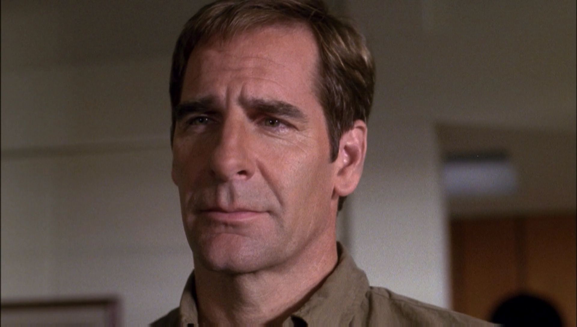 ariane179254_Enterprise_1x01-1x02_BrokenBow_0723.jpg