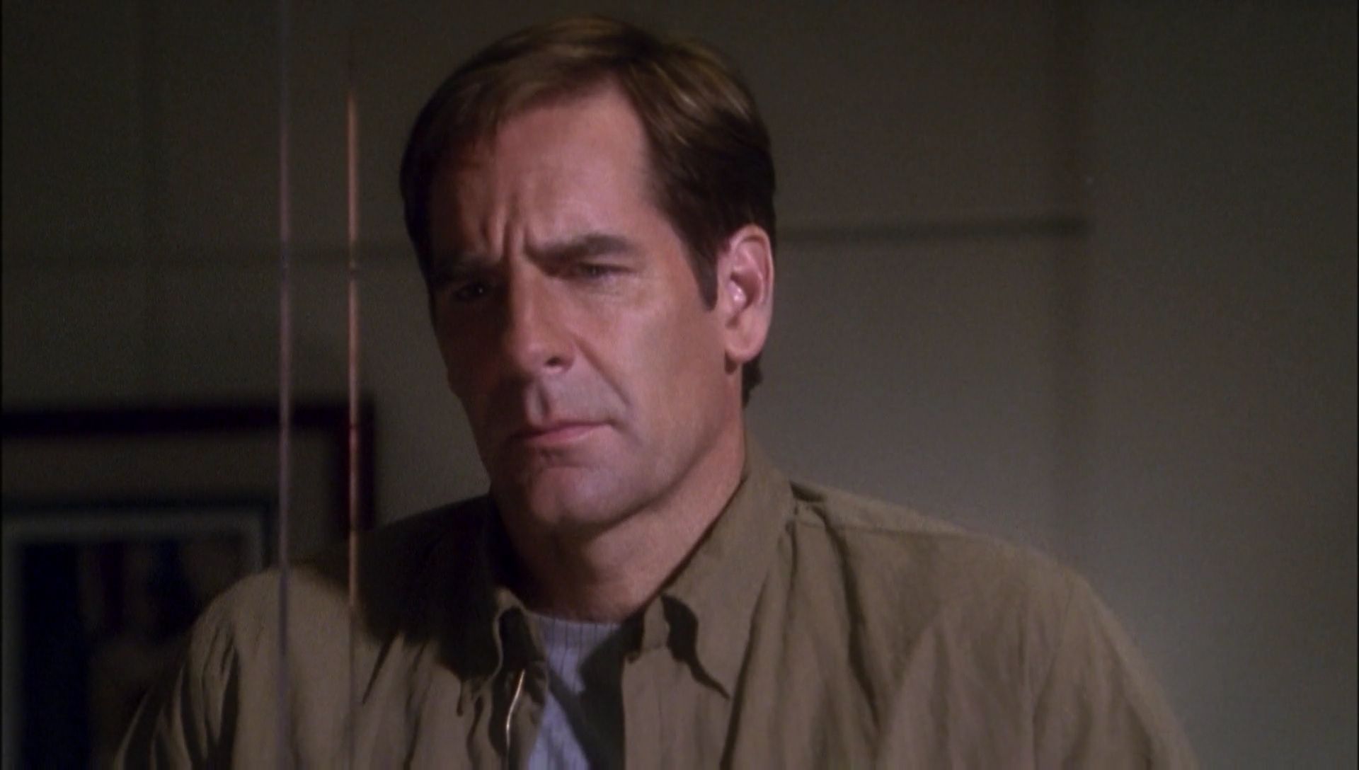 ariane179254_Enterprise_1x01-1x02_BrokenBow_0734.jpg