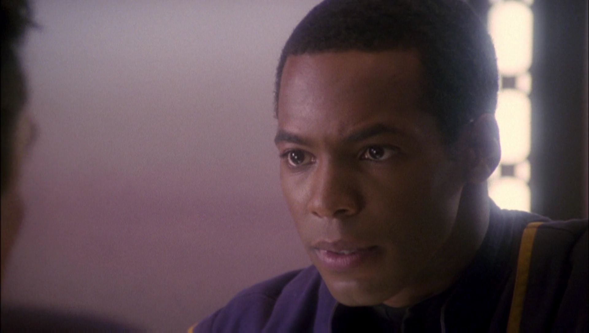 ariane179254_Enterprise_1x01-1x02_BrokenBow_0789.jpg