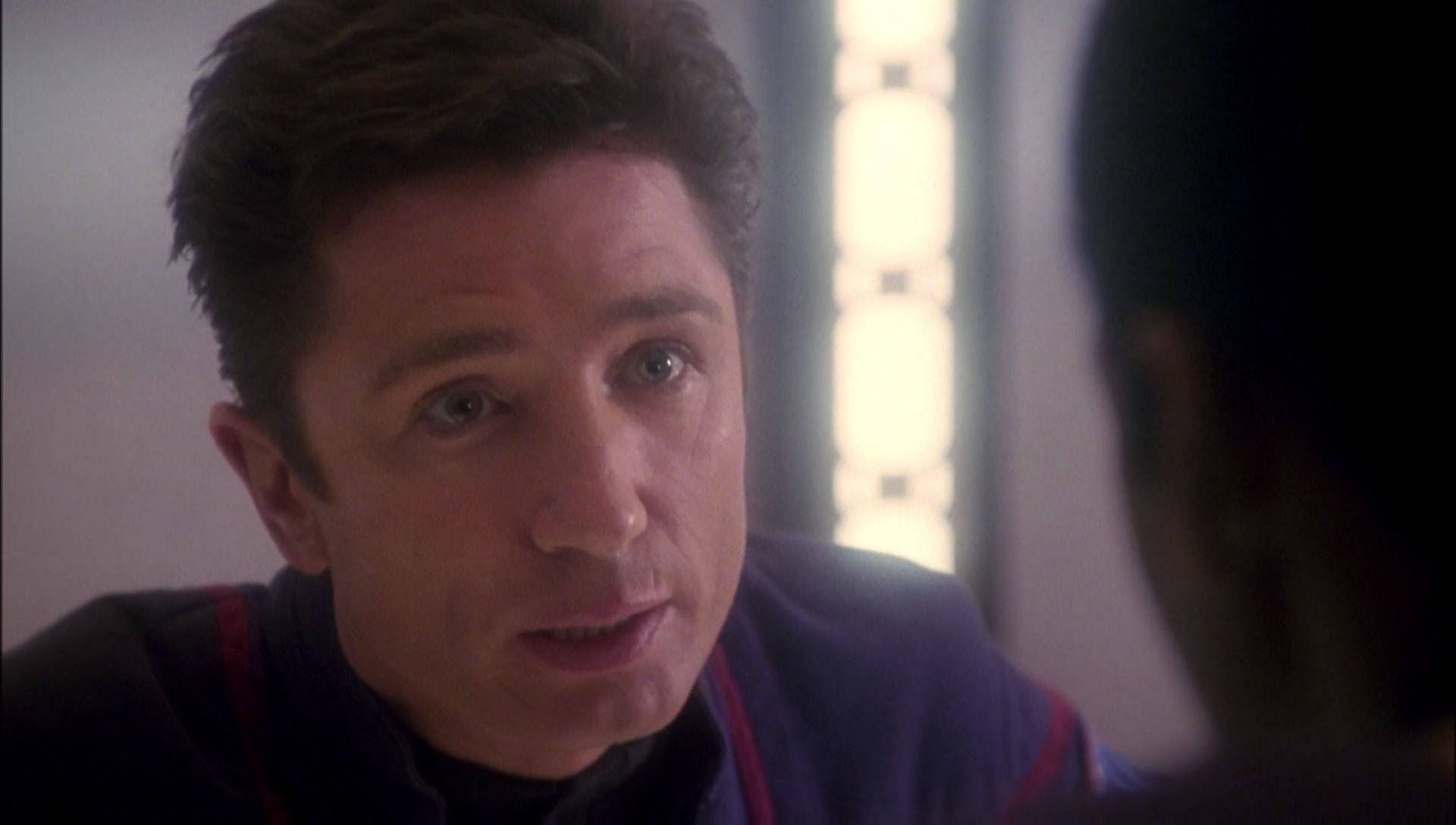 ariane179254_Enterprise_1x01-1x02_BrokenBow_0792.jpg