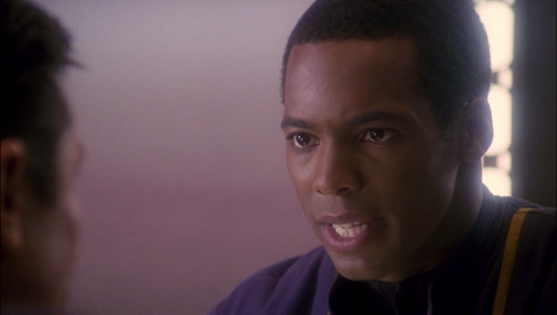 ariane179254_Enterprise_1x01-1x02_BrokenBow_0793.jpg