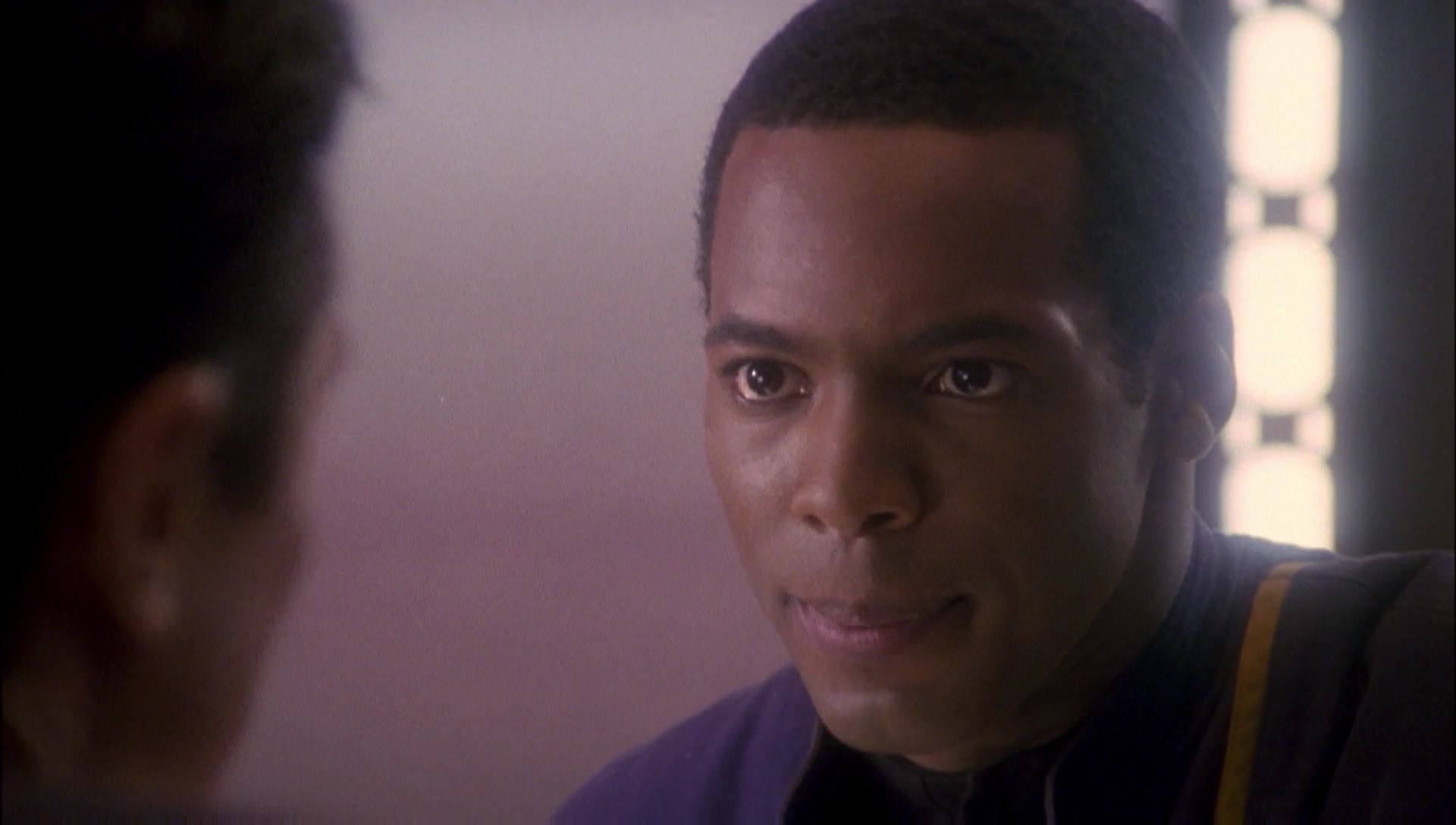 ariane179254_Enterprise_1x01-1x02_BrokenBow_0796.jpg
