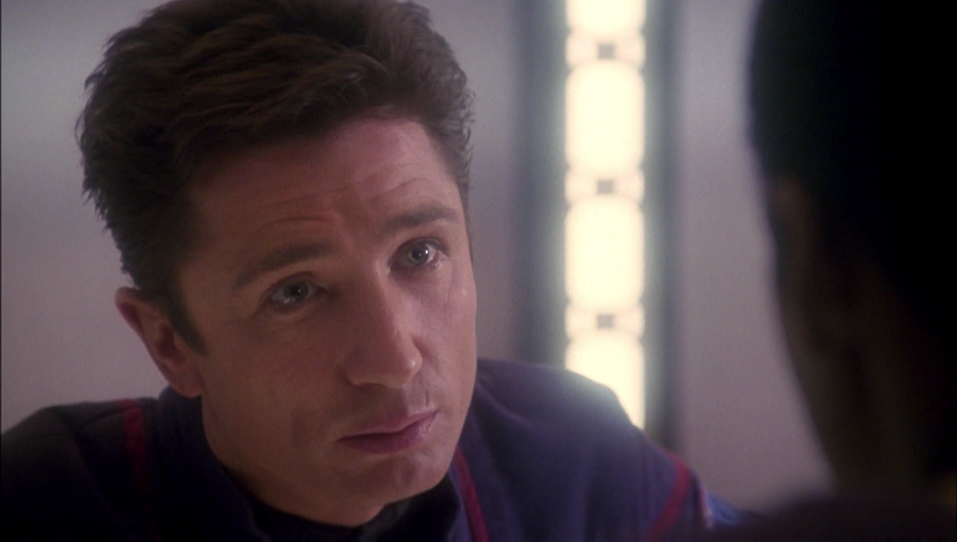 ariane179254_Enterprise_1x01-1x02_BrokenBow_0799.jpg