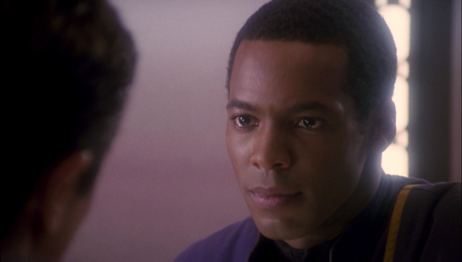 ariane179254_Enterprise_1x01-1x02_BrokenBow_0805.jpg