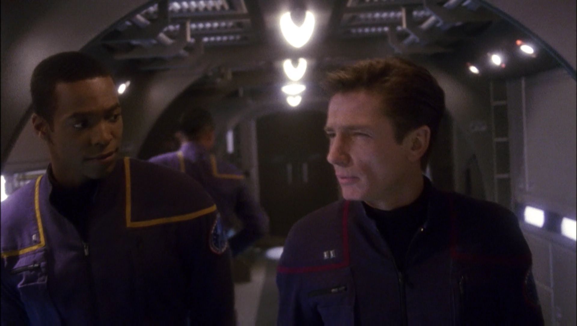 ariane179254_Enterprise_1x01-1x02_BrokenBow_0838.jpg
