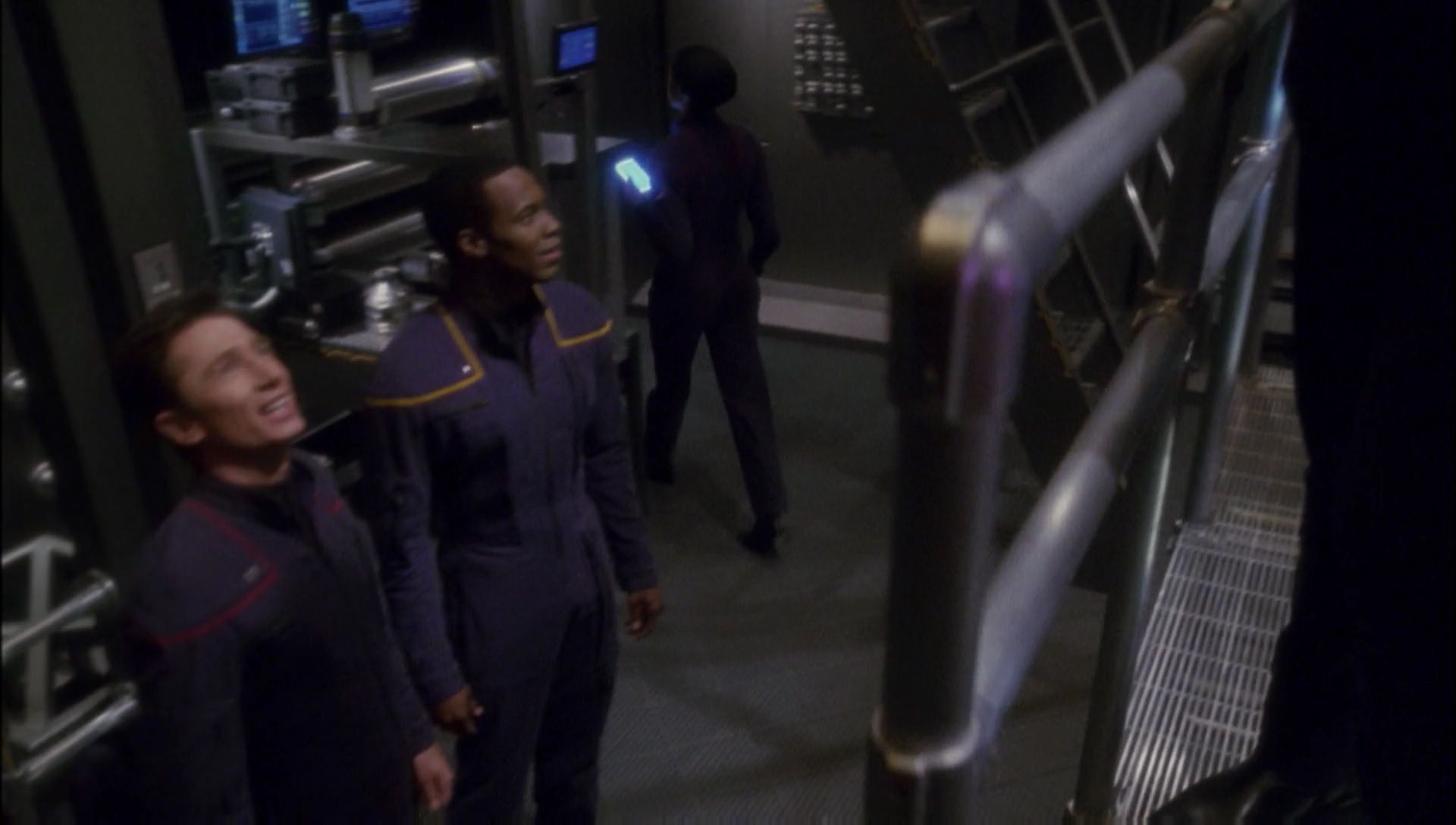 ariane179254_Enterprise_1x01-1x02_BrokenBow_0874.jpg