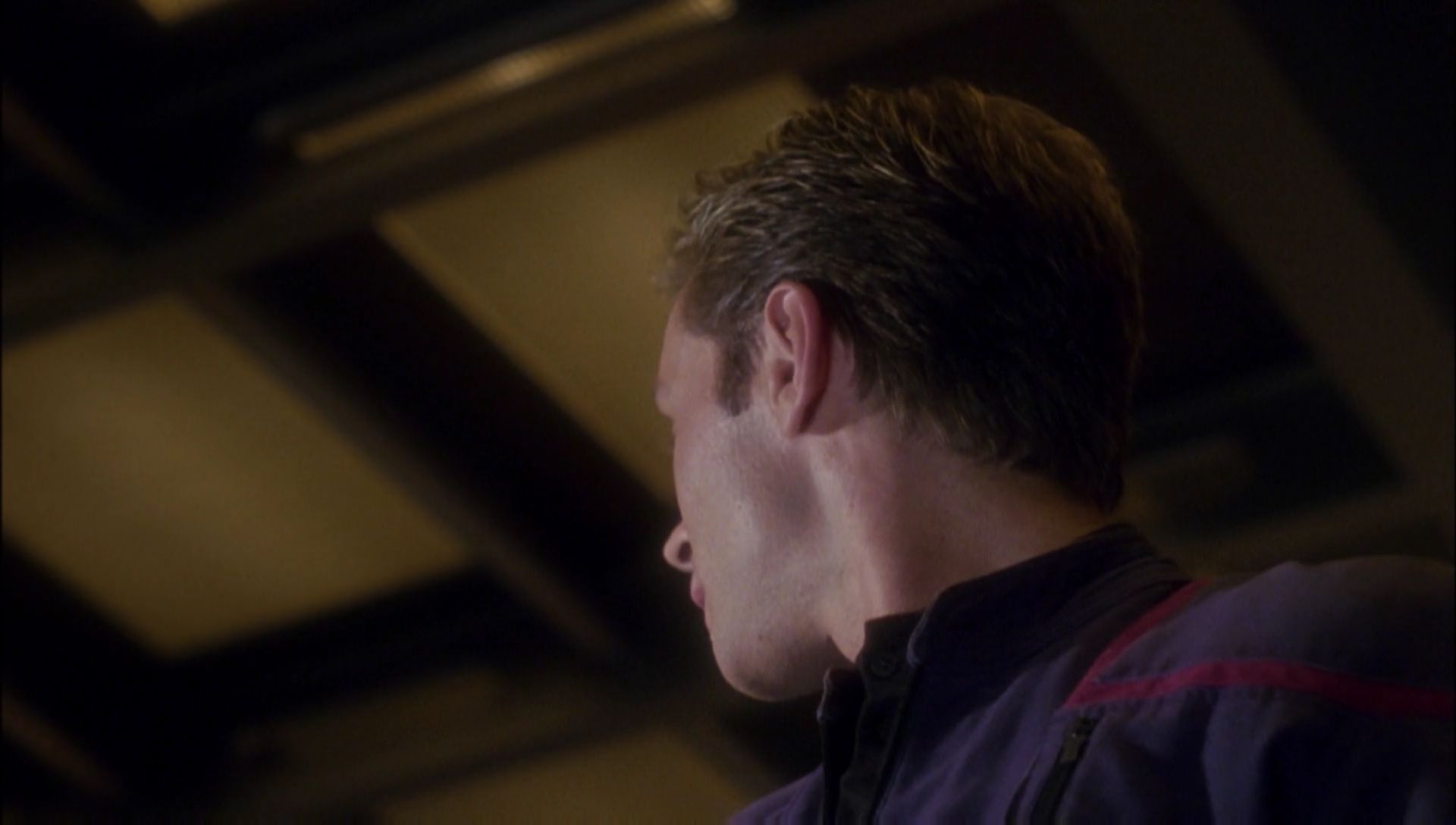 ariane179254_Enterprise_1x01-1x02_BrokenBow_0884.jpg