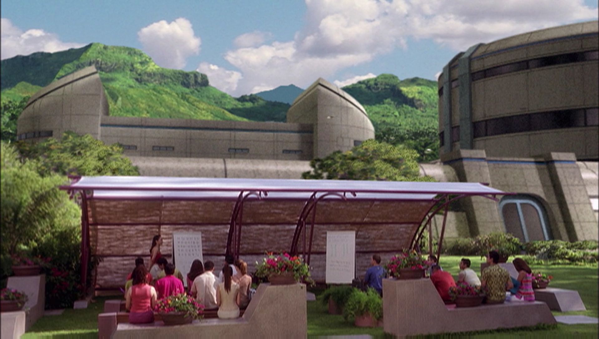 ariane179254_Enterprise_1x01-1x02_BrokenBow_0914.jpg