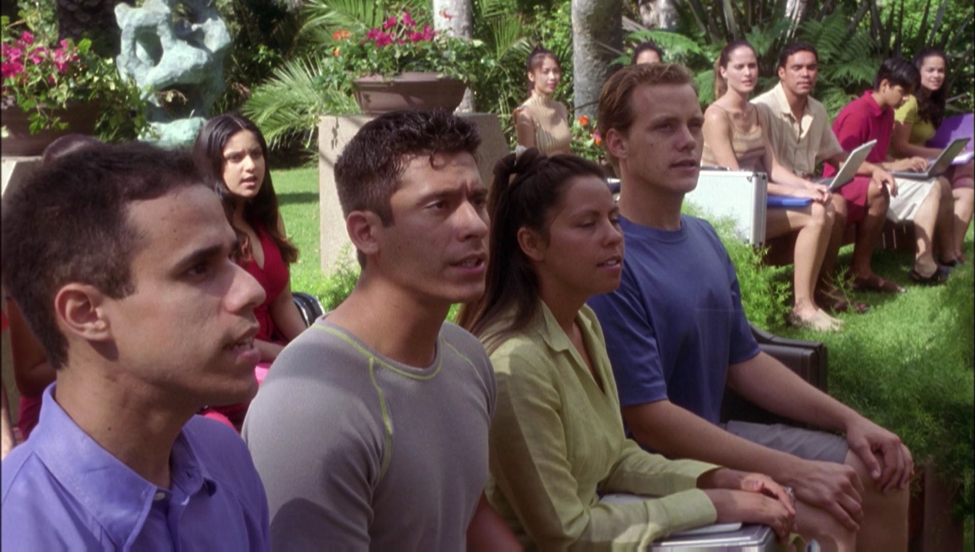 ariane179254_Enterprise_1x01-1x02_BrokenBow_0927.jpg