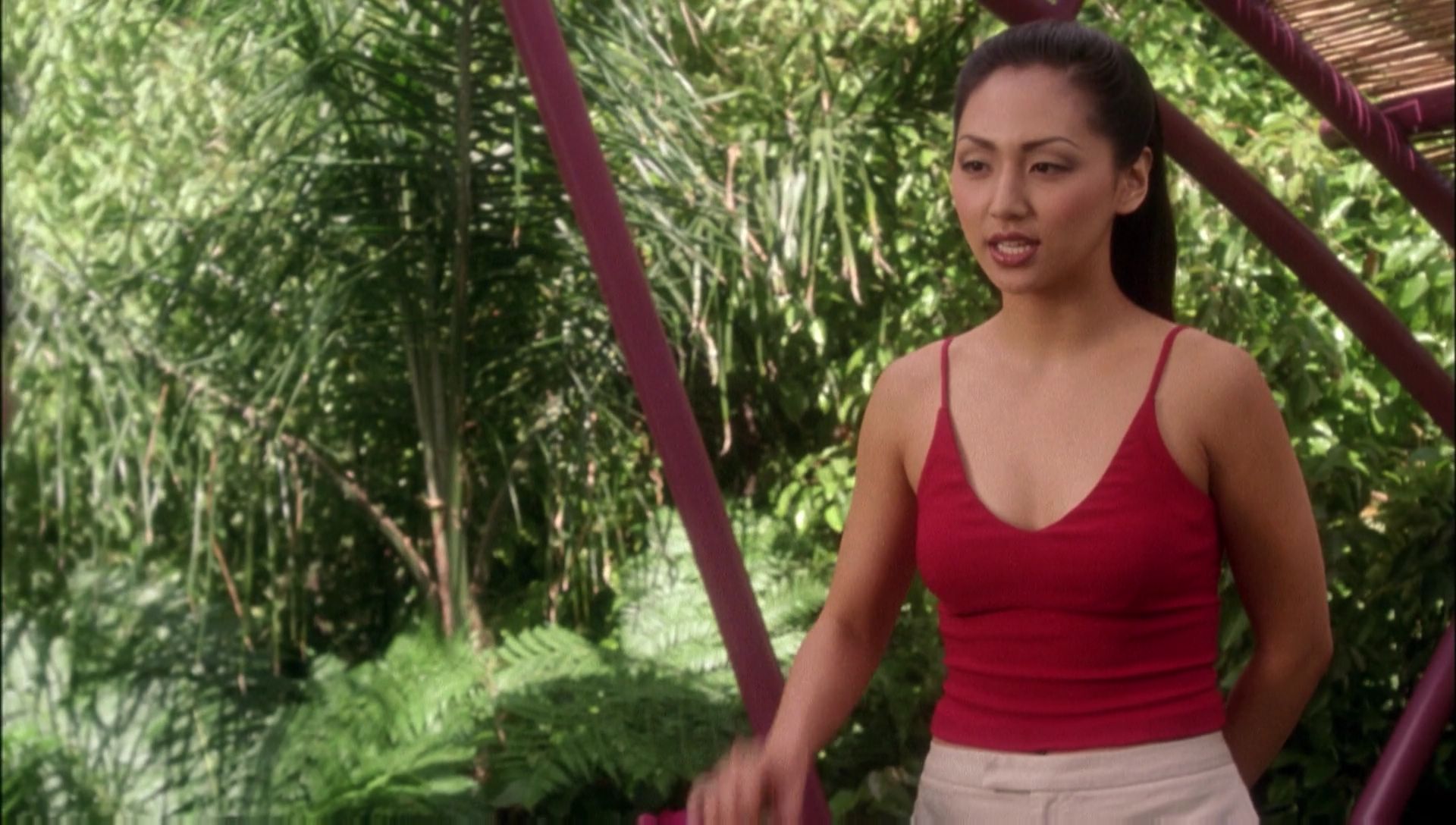 ariane179254_Enterprise_1x01-1x02_BrokenBow_0940.jpg