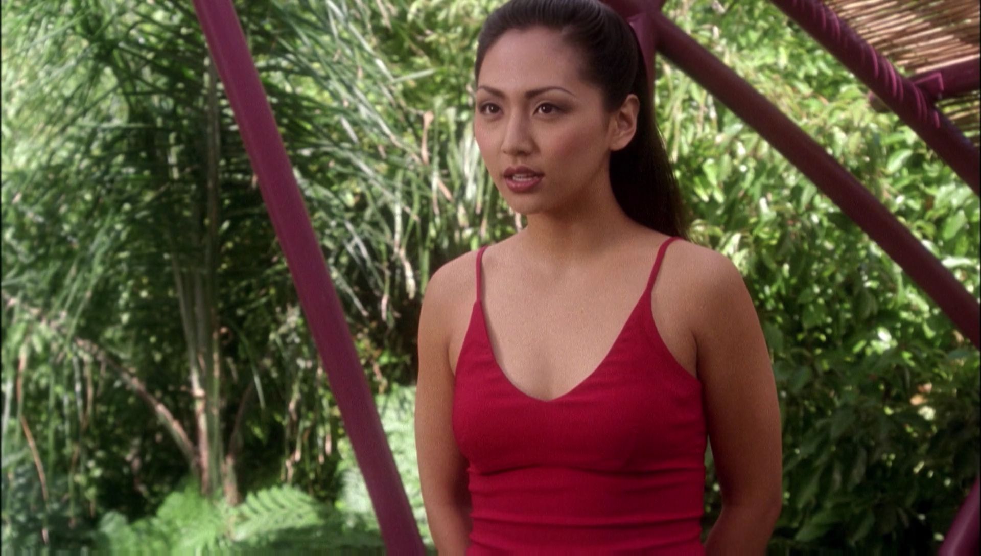 ariane179254_Enterprise_1x01-1x02_BrokenBow_0948.jpg