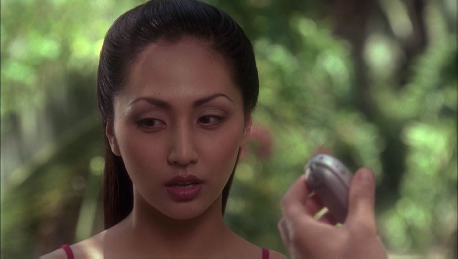 ariane179254_Enterprise_1x01-1x02_BrokenBow_1035.jpg