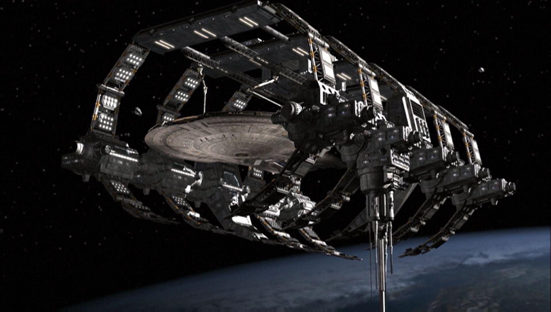 ariane179254_Enterprise_1x01-1x02_BrokenBow_1053.jpg
