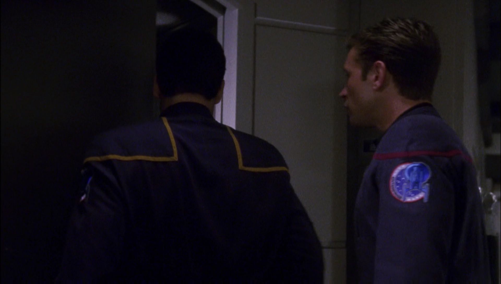ariane179254_Enterprise_1x01-1x02_BrokenBow_1067.jpg