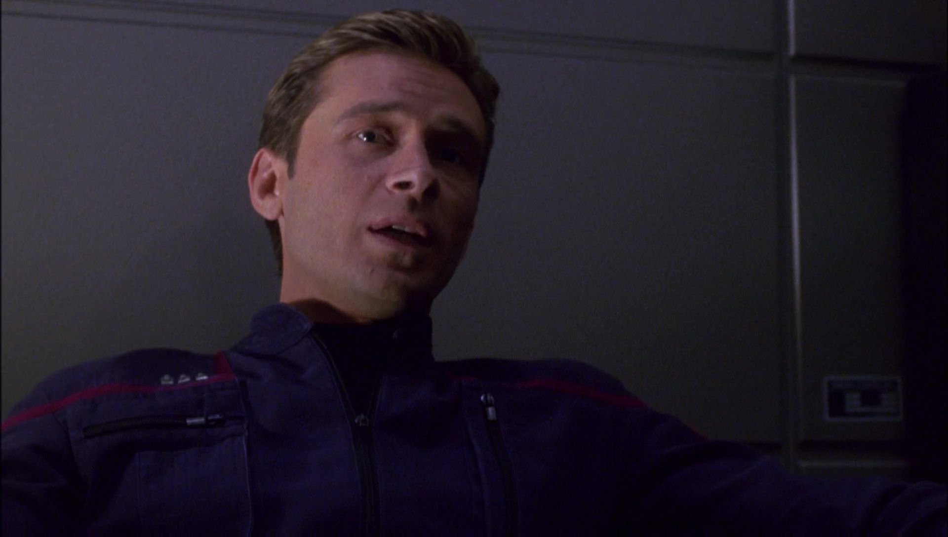 ariane179254_Enterprise_1x01-1x02_BrokenBow_1086.jpg