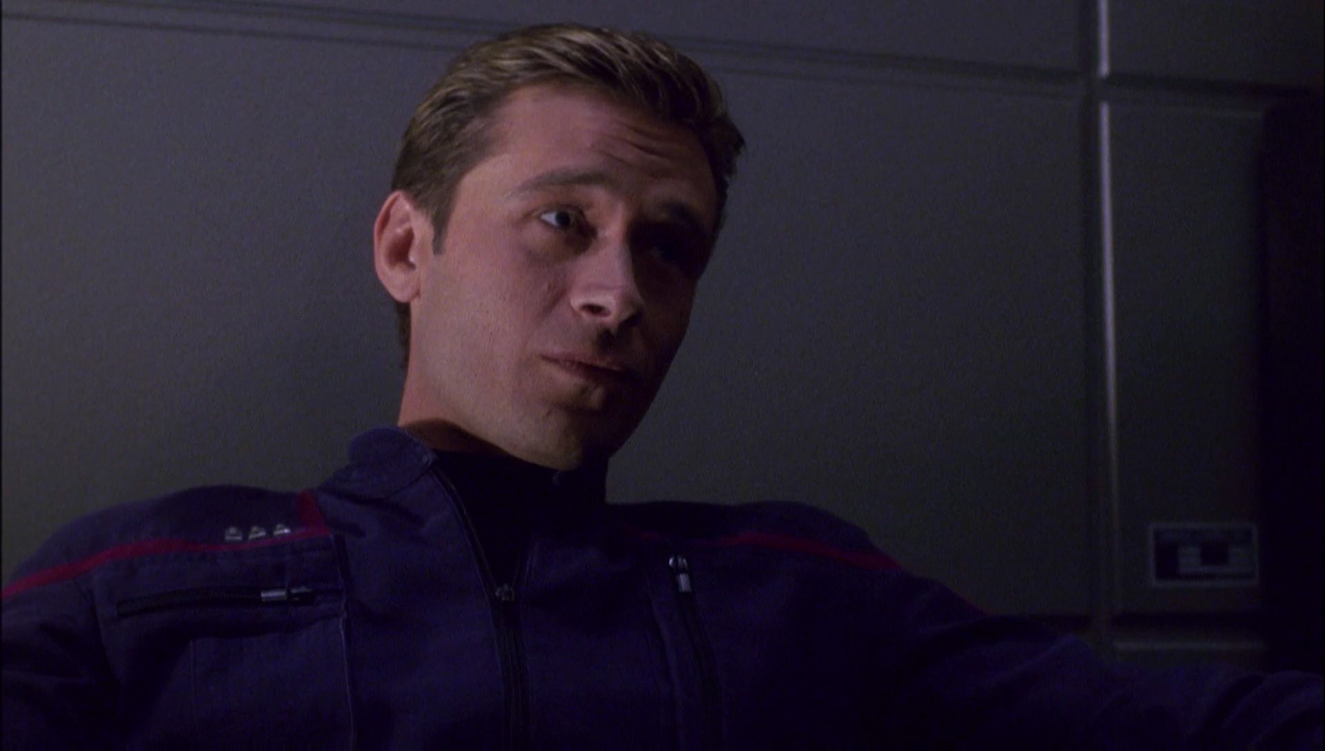 ariane179254_Enterprise_1x01-1x02_BrokenBow_1096.jpg