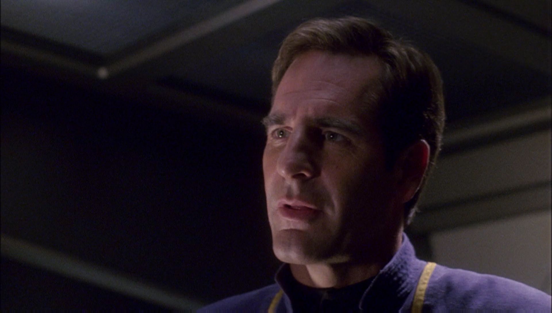 ariane179254_Enterprise_1x01-1x02_BrokenBow_1125.jpg