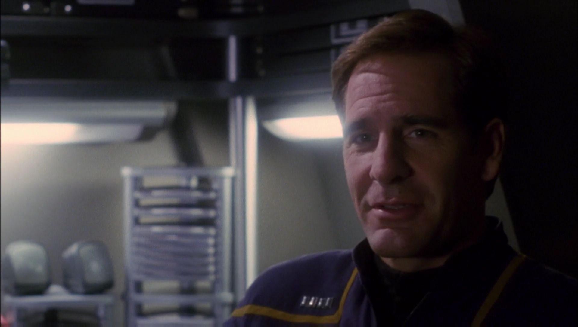 ariane179254_Enterprise_1x01-1x02_BrokenBow_1143.jpg