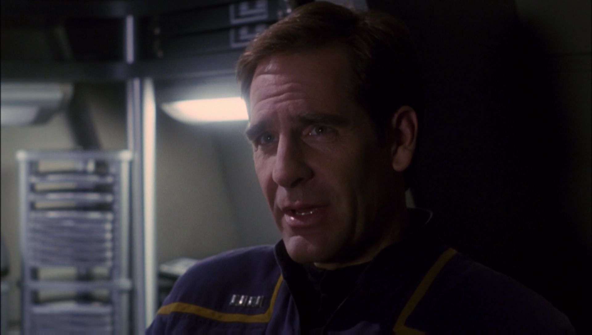 ariane179254_Enterprise_1x01-1x02_BrokenBow_1168.jpg