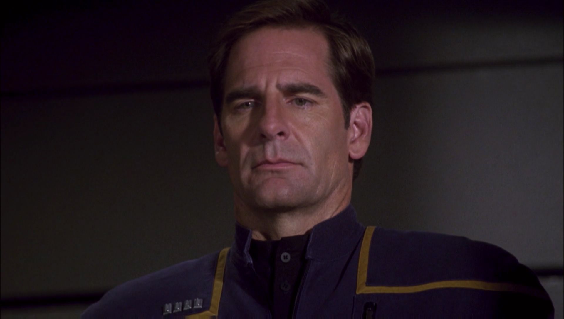ariane179254_Enterprise_1x01-1x02_BrokenBow_1270.jpg