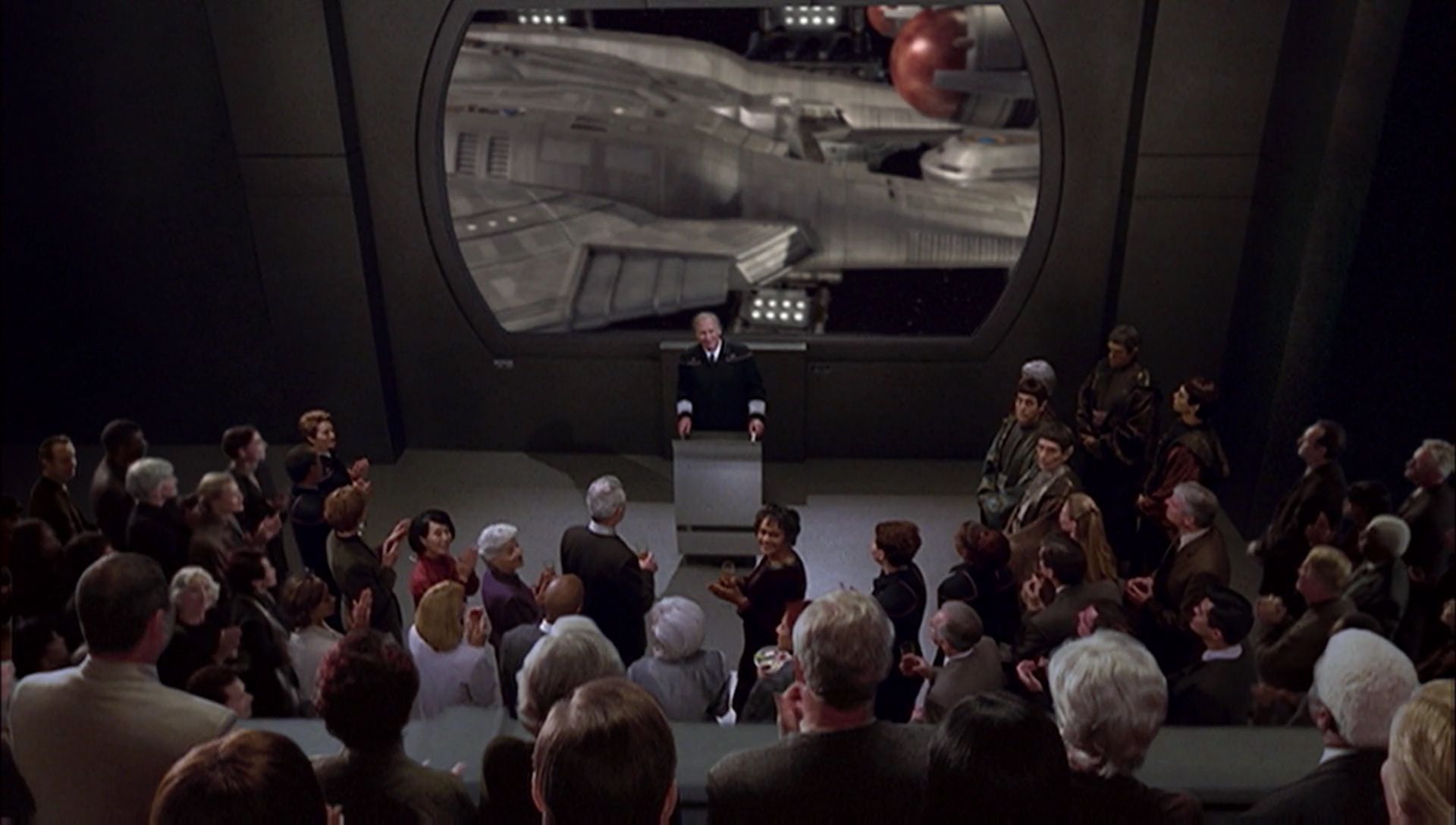ariane179254_Enterprise_1x01-1x02_BrokenBow_1288.jpg