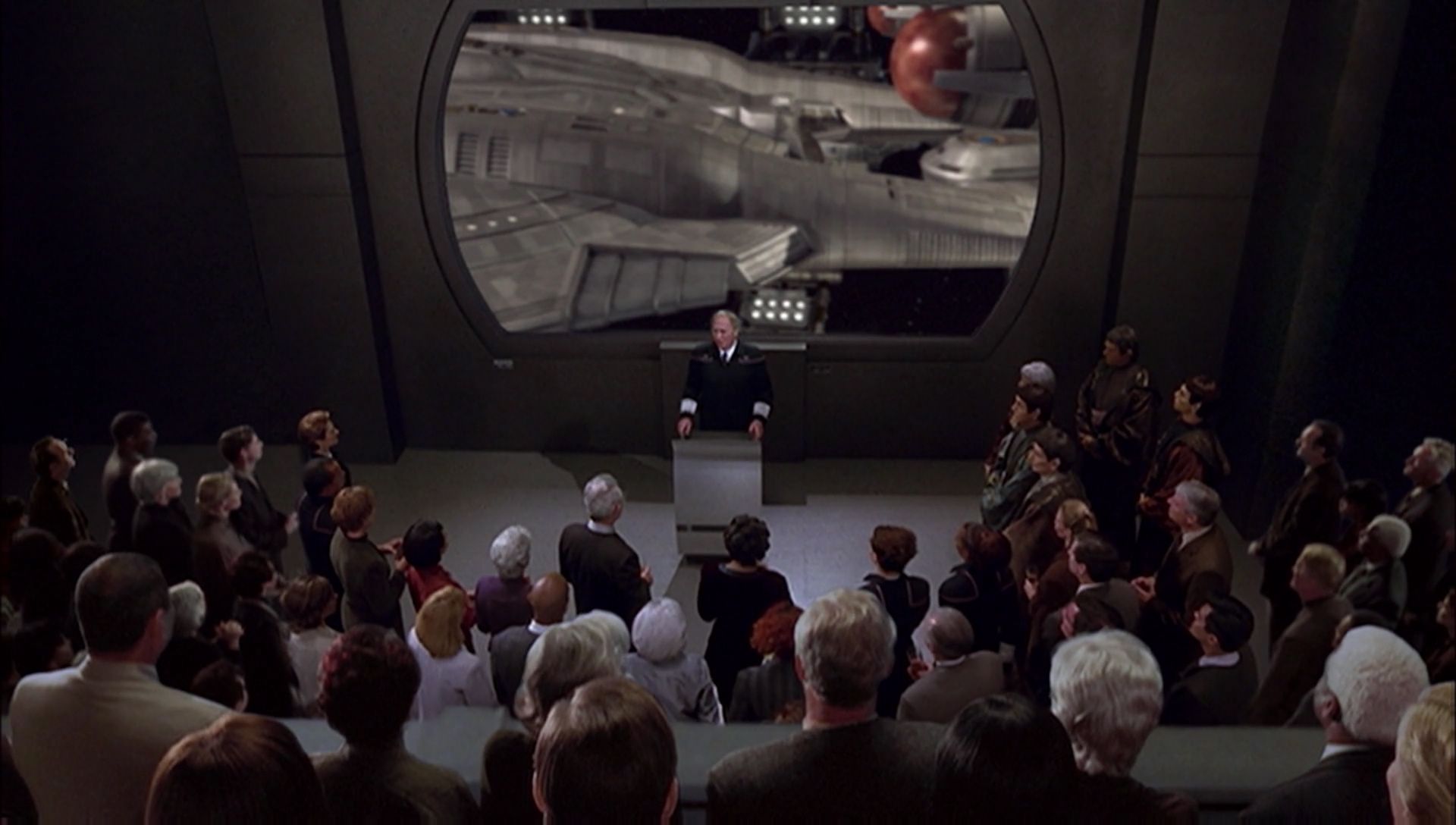 ariane179254_Enterprise_1x01-1x02_BrokenBow_1290.jpg