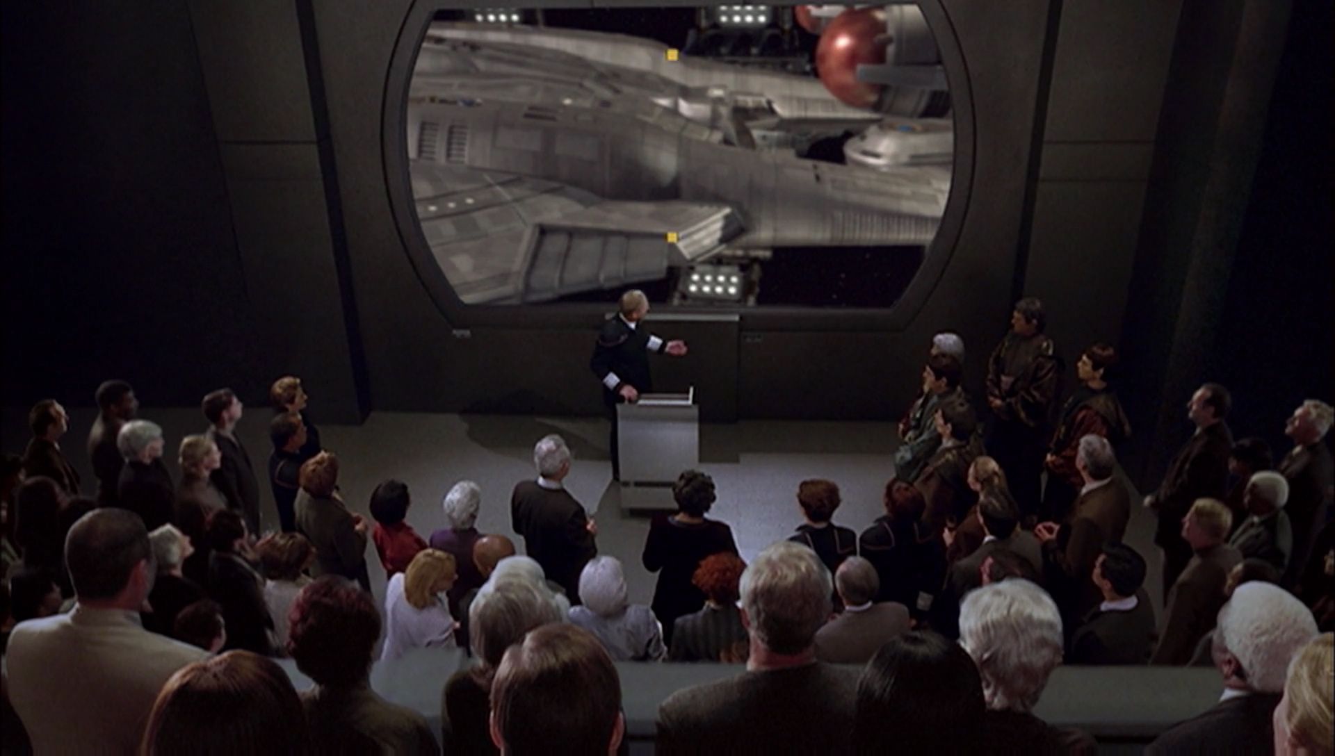 ariane179254_Enterprise_1x01-1x02_BrokenBow_1301.jpg