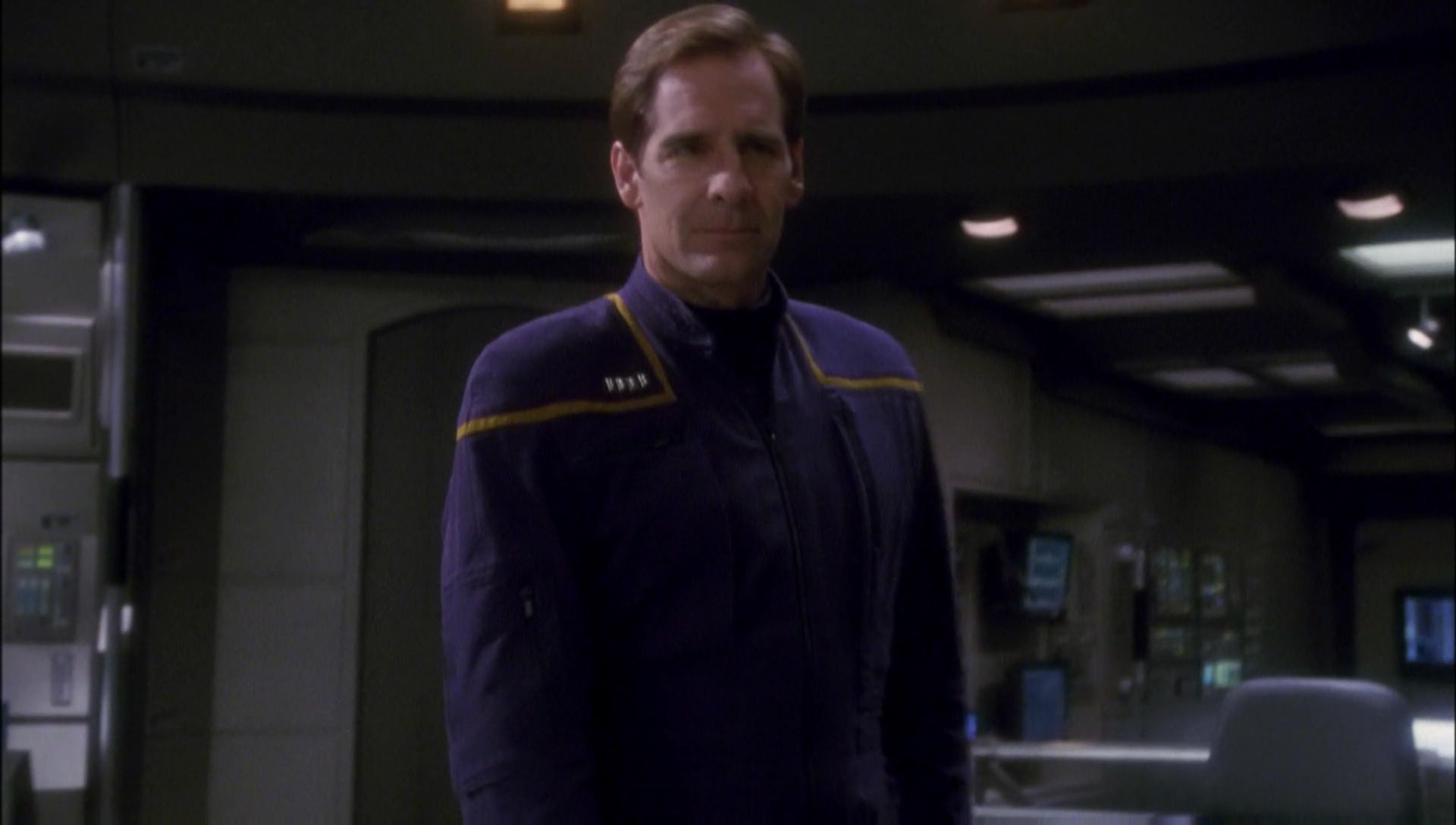 ariane179254_Enterprise_1x01-1x02_BrokenBow_1323.jpg