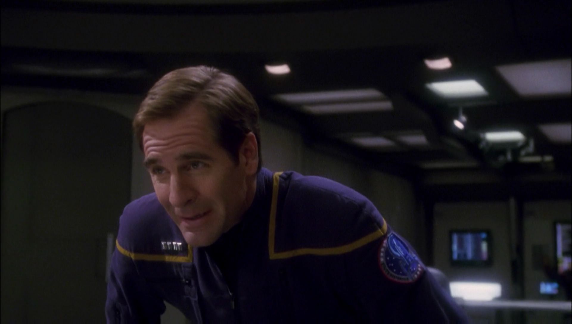 ariane179254_Enterprise_1x01-1x02_BrokenBow_1326.jpg