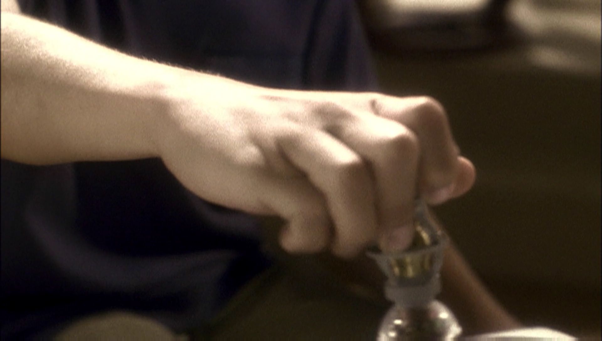 ariane179254_Enterprise_1x01-1x02_BrokenBow_1353.jpg