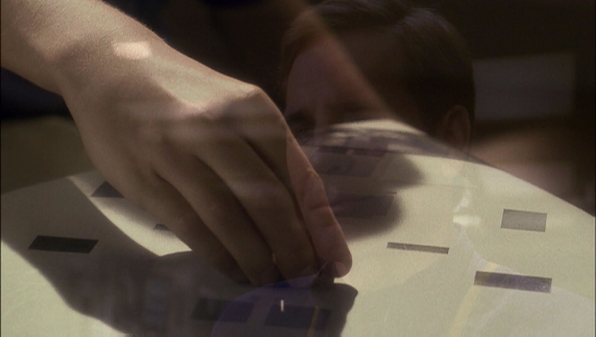 ariane179254_Enterprise_1x01-1x02_BrokenBow_1356.jpg