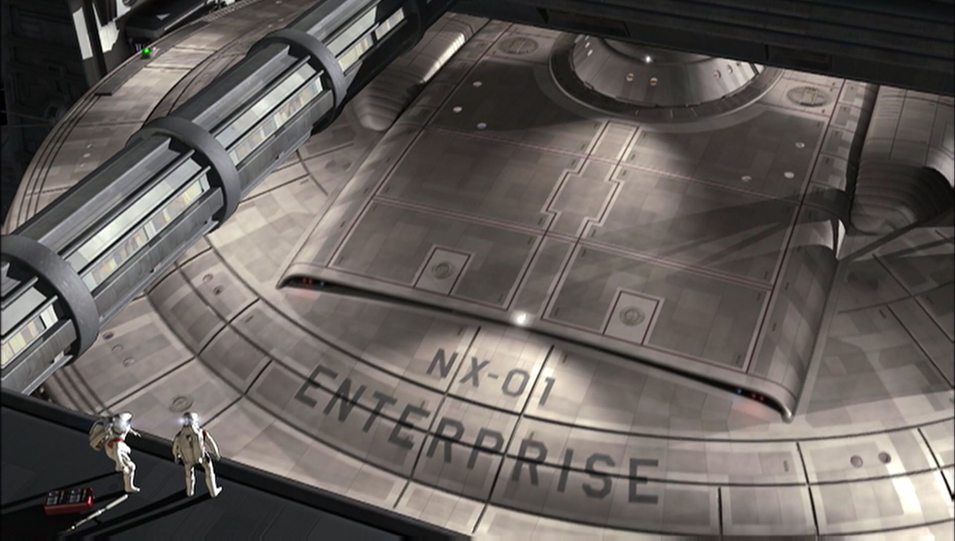 ariane179254_Enterprise_1x01-1x02_BrokenBow_1380.jpg