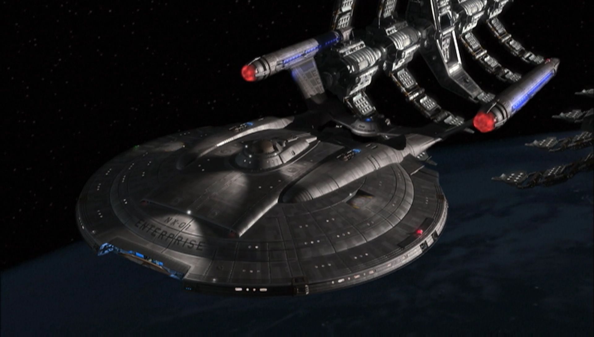 ariane179254_Enterprise_1x01-1x02_BrokenBow_1394.jpg