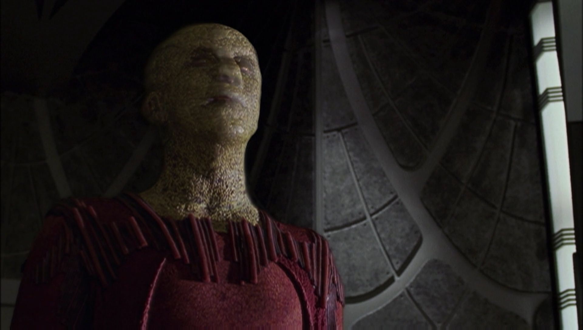 ariane179254_Enterprise_1x01-1x02_BrokenBow_1469.jpg