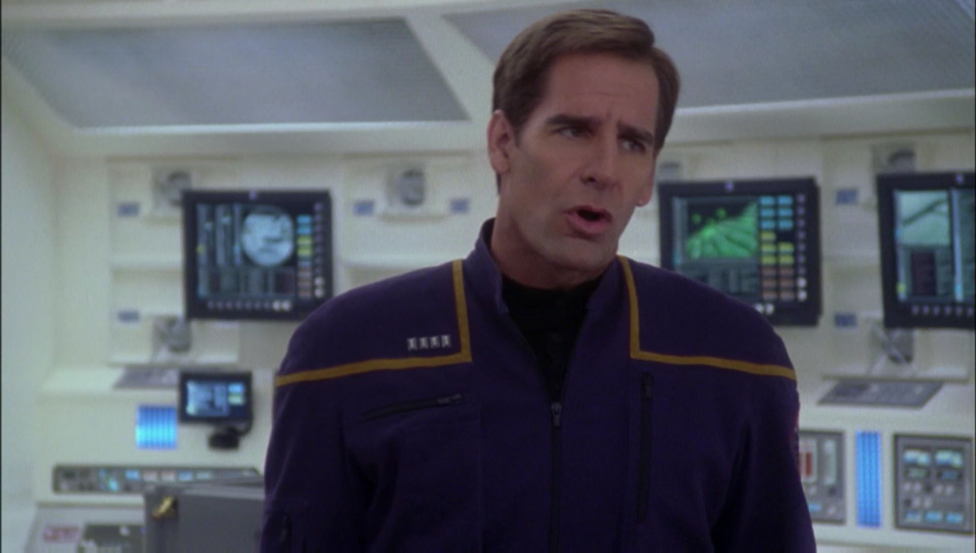 ariane179254_Enterprise_1x01-1x02_BrokenBow_1596.jpg