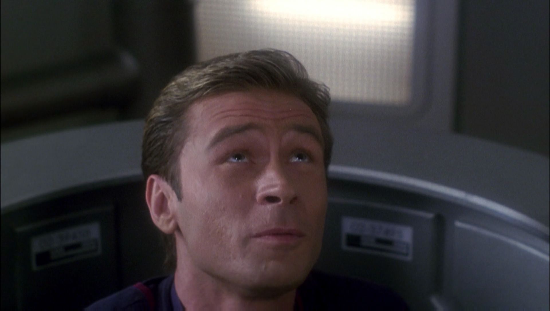 ariane179254_Enterprise_1x01-1x02_BrokenBow_1628.jpg
