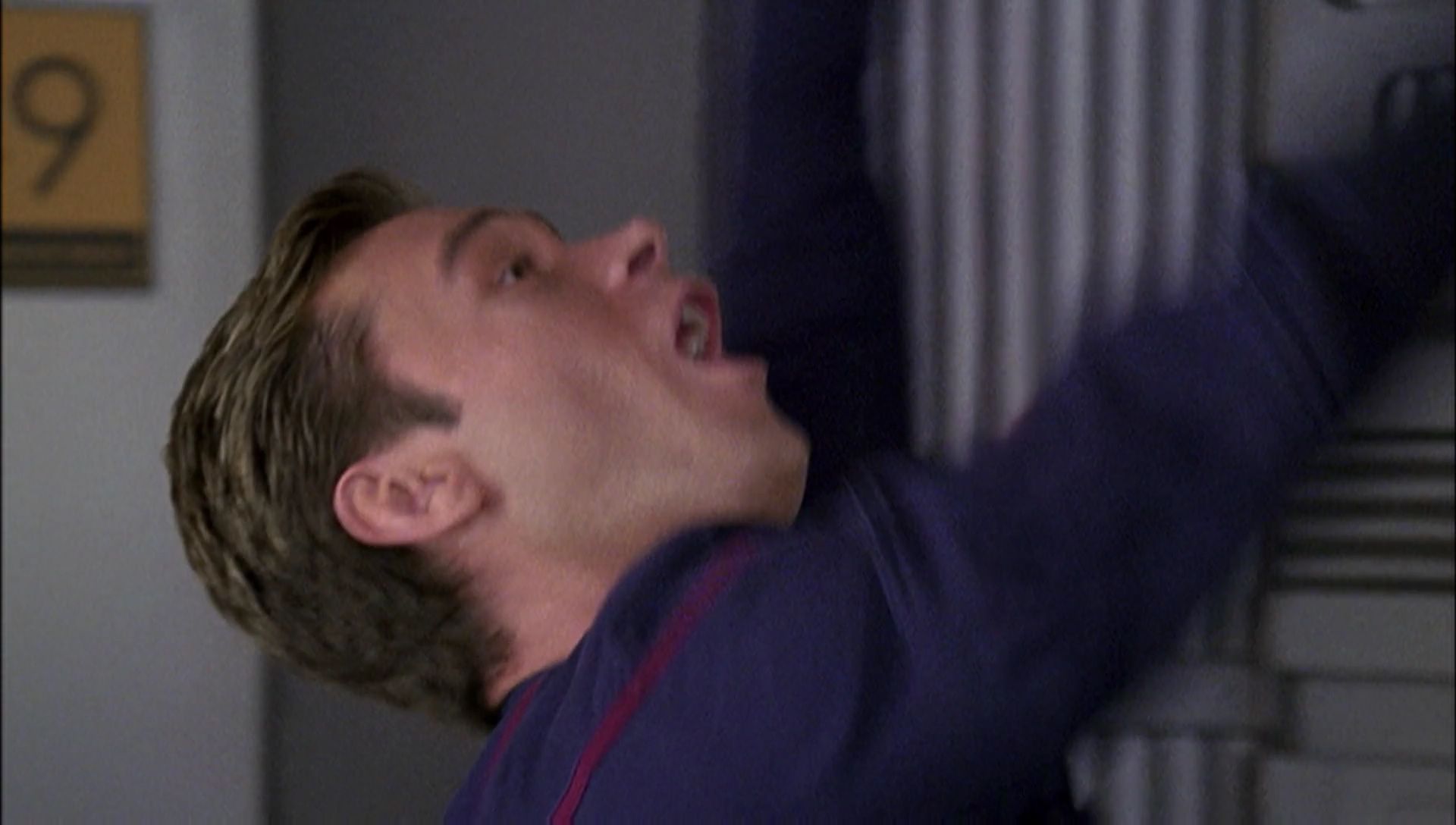 ariane179254_Enterprise_1x01-1x02_BrokenBow_1662.jpg