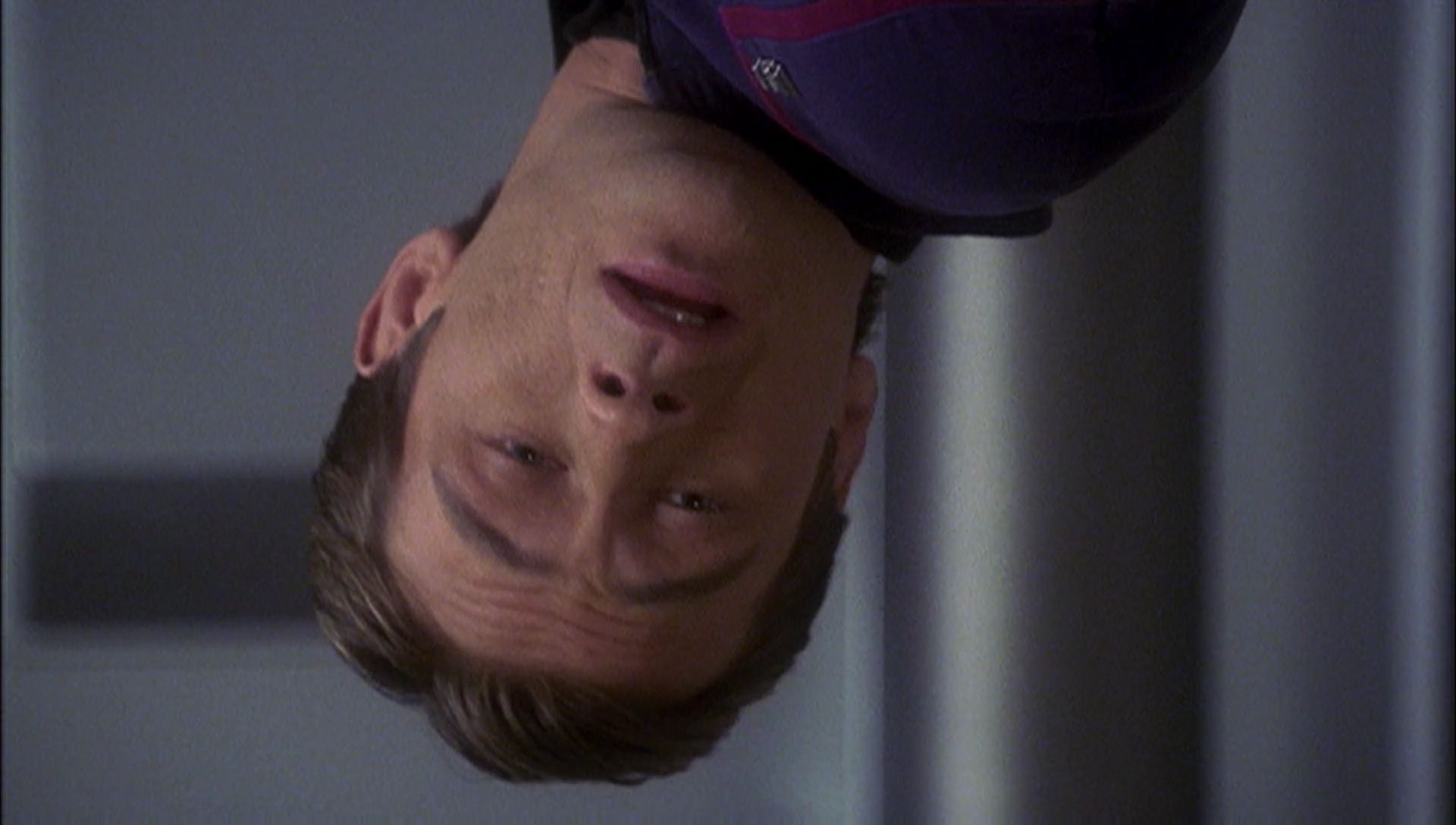 ariane179254_Enterprise_1x01-1x02_BrokenBow_1690.jpg