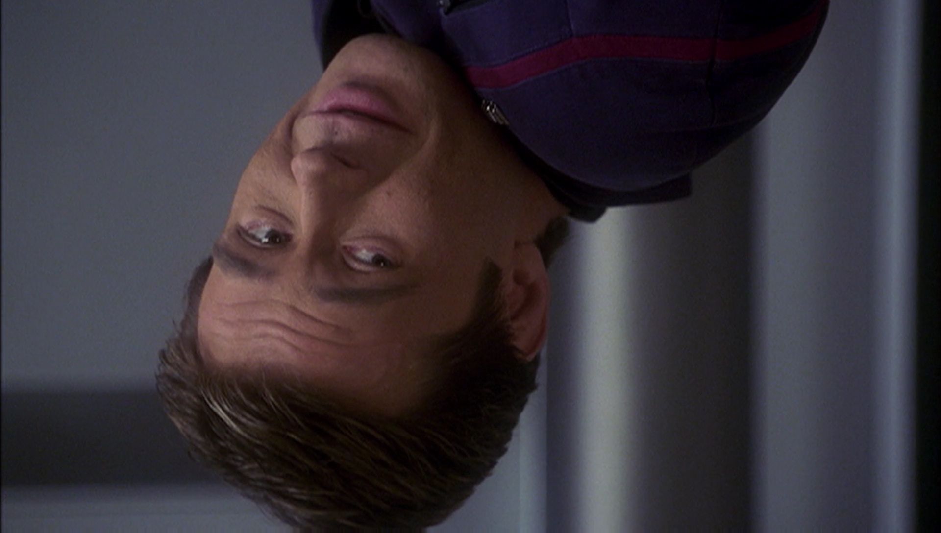 ariane179254_Enterprise_1x01-1x02_BrokenBow_1718.jpg
