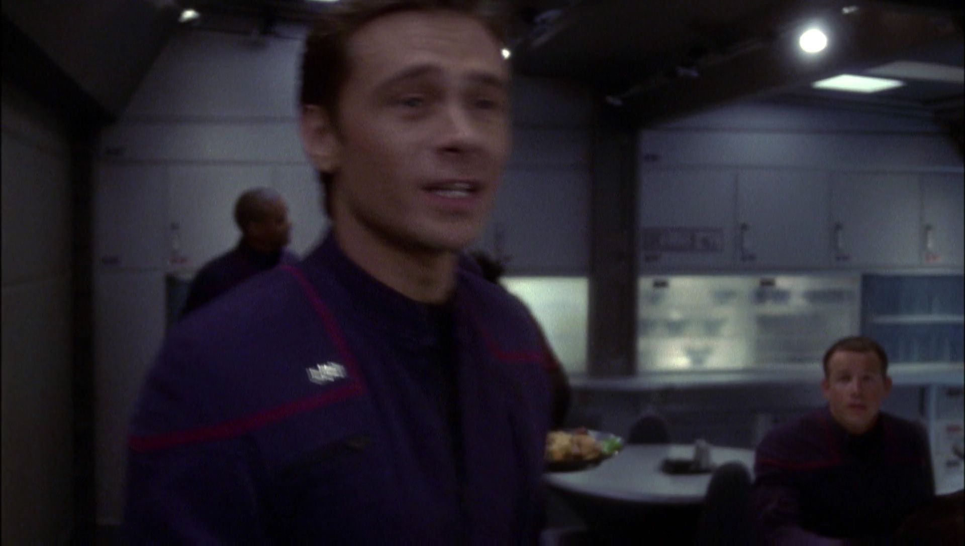ariane179254_Enterprise_1x01-1x02_BrokenBow_1739.jpg