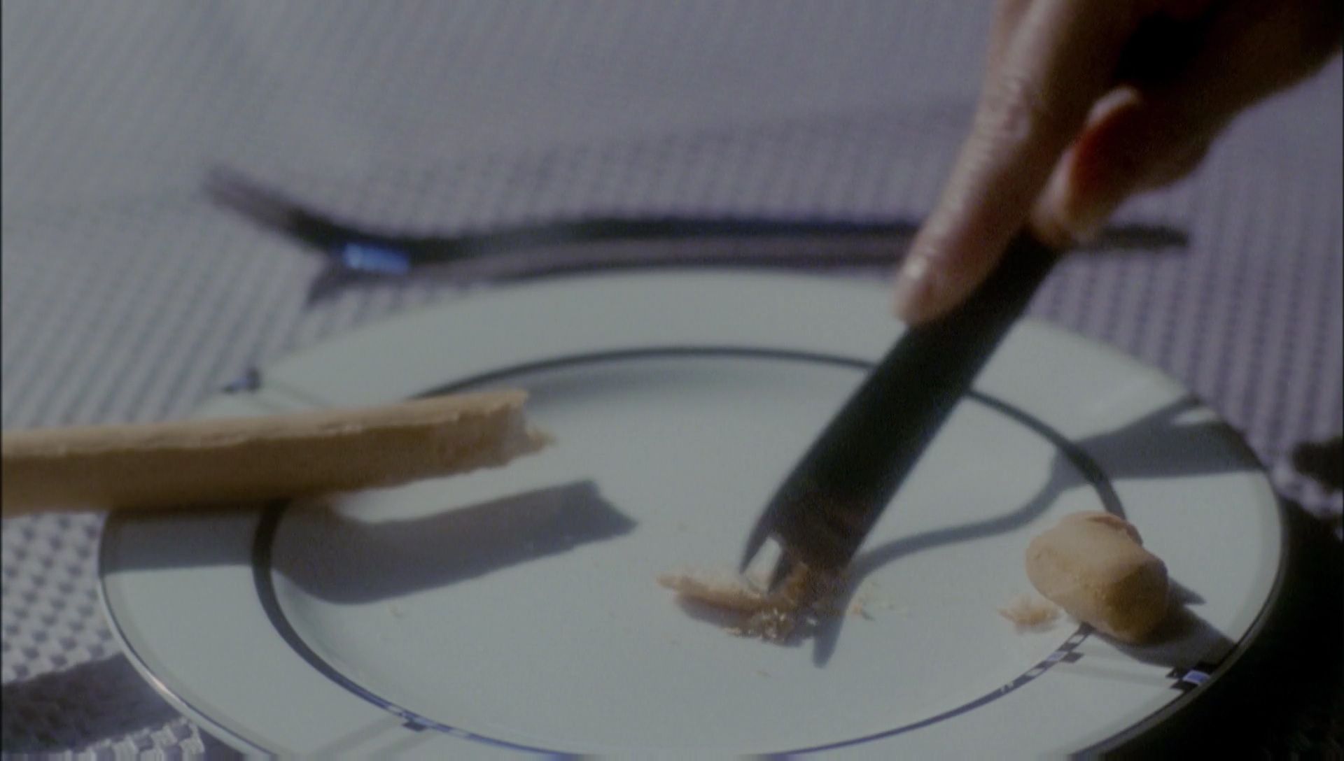 ariane179254_Enterprise_1x01-1x02_BrokenBow_1793.jpg
