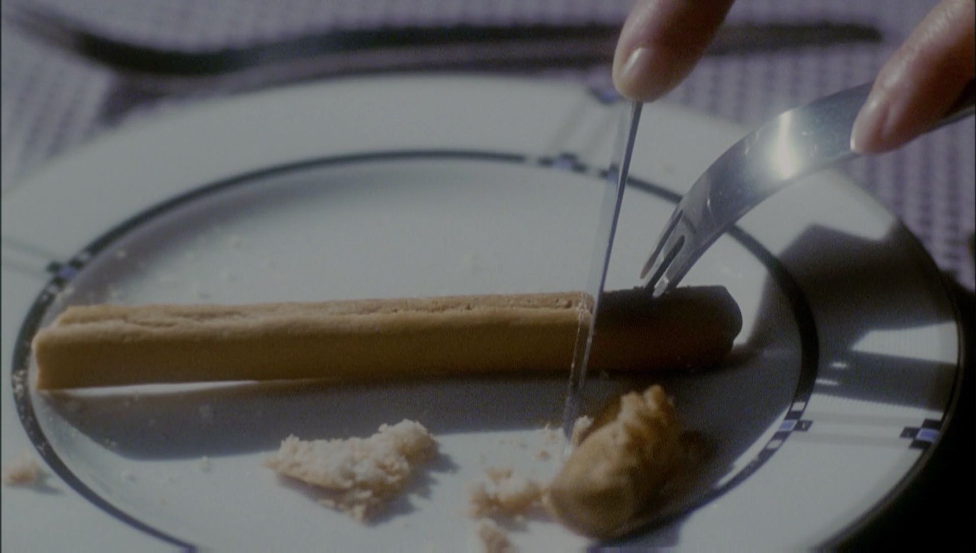 ariane179254_Enterprise_1x01-1x02_BrokenBow_1836.jpg