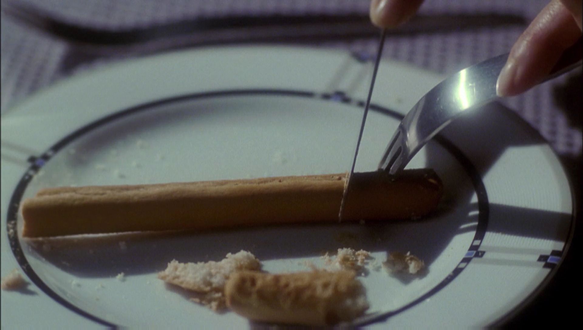 ariane179254_Enterprise_1x01-1x02_BrokenBow_1877.jpg