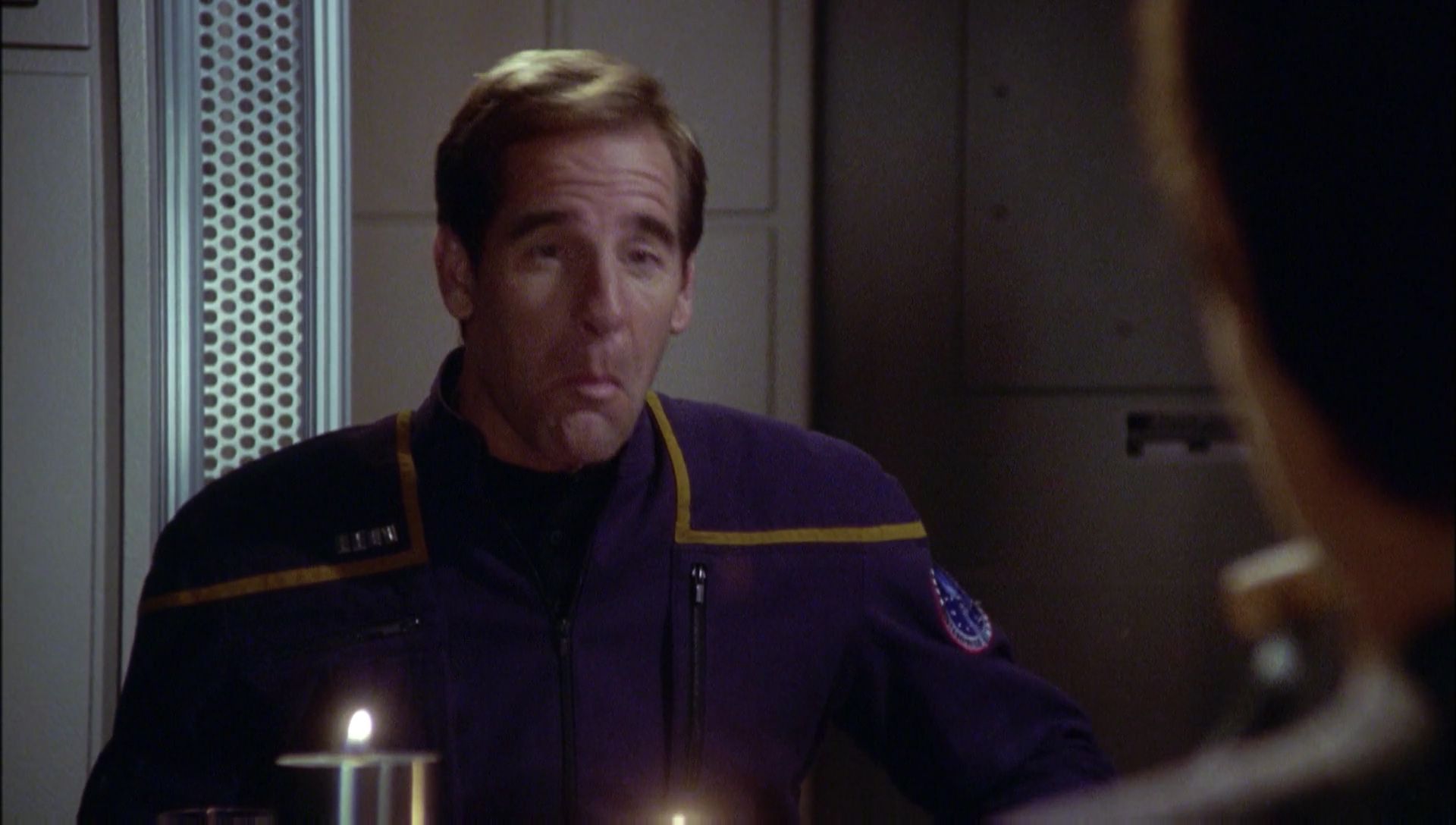 ariane179254_Enterprise_1x01-1x02_BrokenBow_1886.jpg