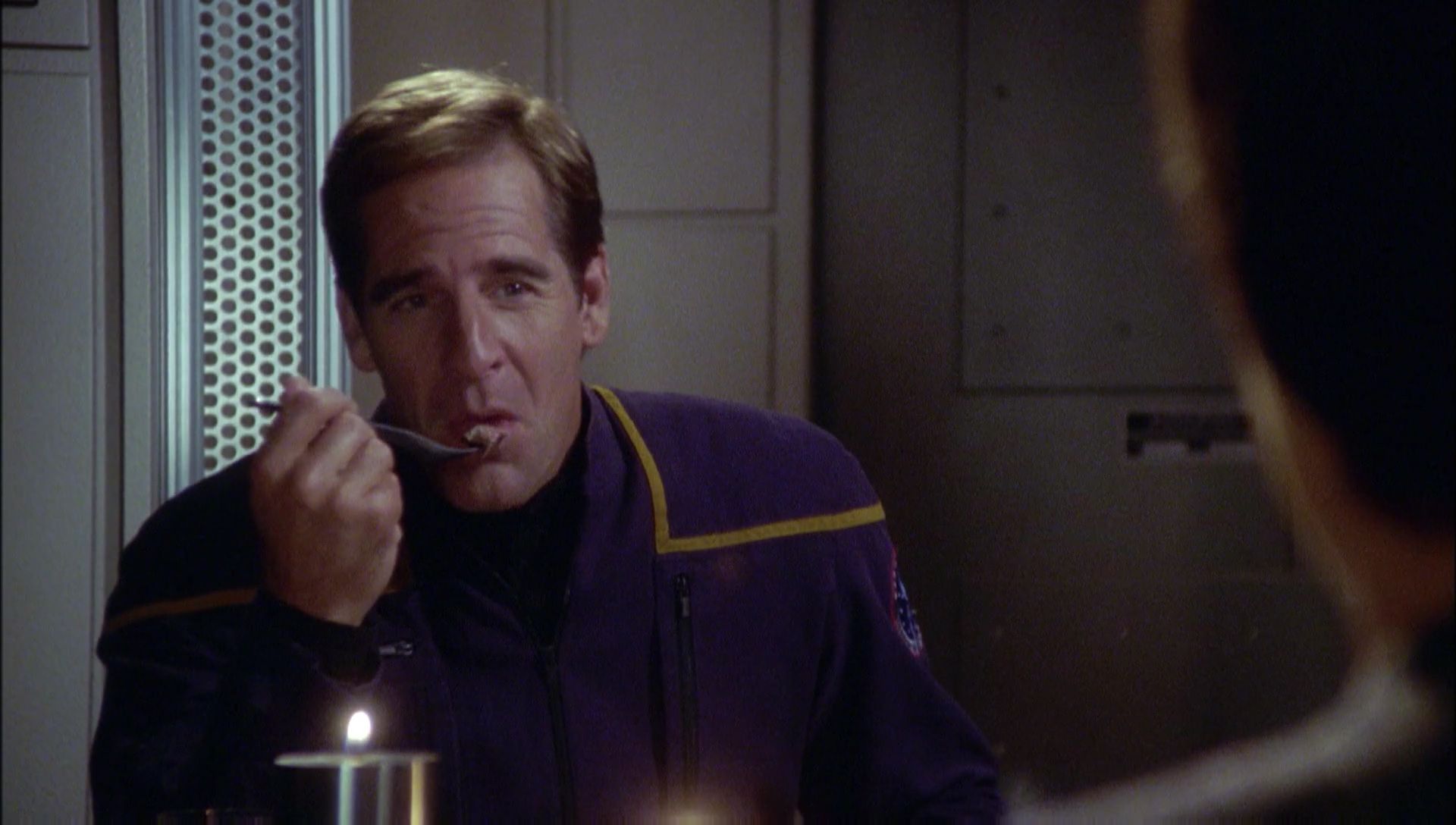 ariane179254_Enterprise_1x01-1x02_BrokenBow_1888.jpg